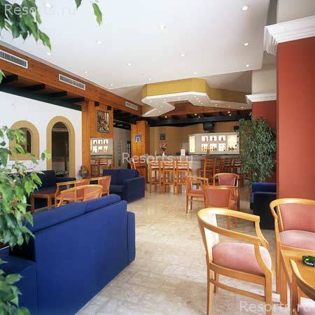 Damon Hotel Apts 11